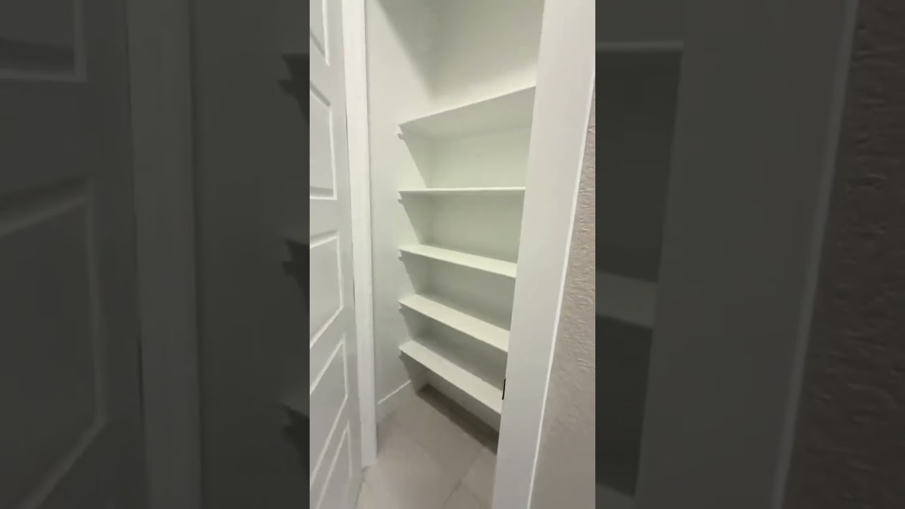 Niesfiltrowane myśli na temat tego domu modelowego i planu piętra #ModelHomeTour #HomeWalkthrough...
