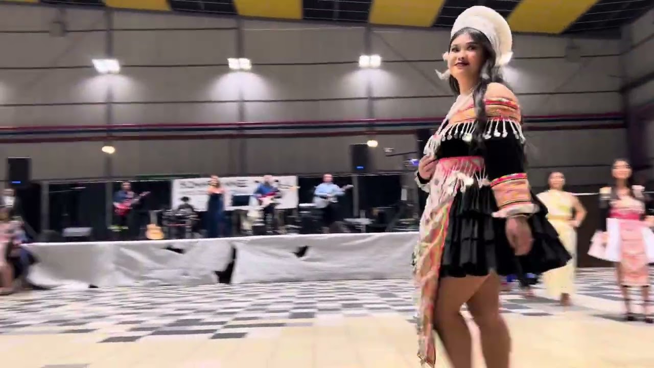 Défilé Hmong de Gaosheng (Peb caug 2024 Toulouse)