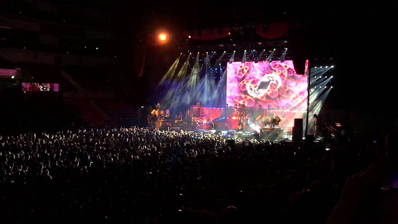 Slipknot - Psychosocial / Live @ ISS Dome Düsseldorf 04.02.2016 HD