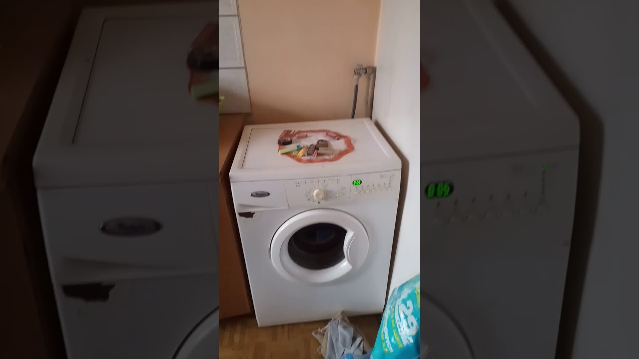 Pralka Whirlpool wirowanie część 2 .