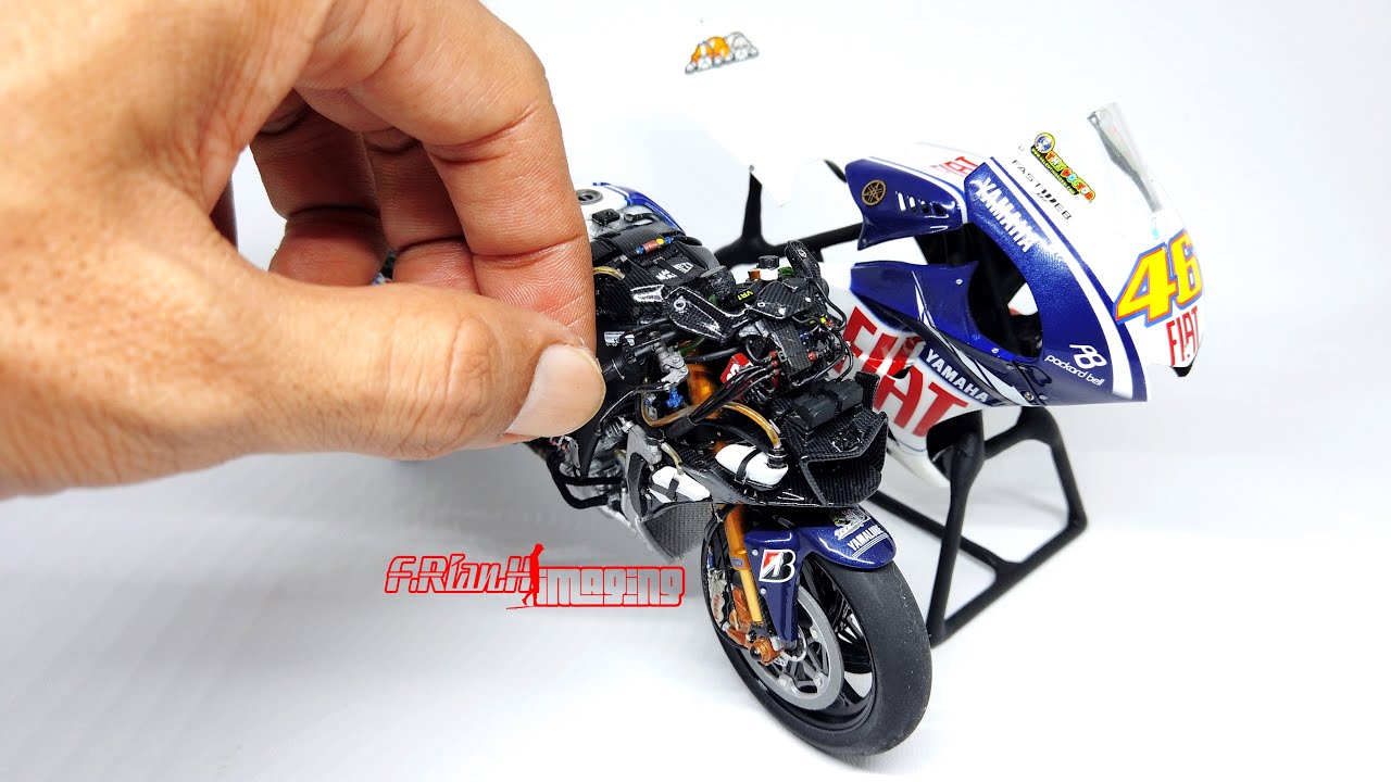 Tamiya 1/12 YZRM1'09 + Super Detail Set TopStudio