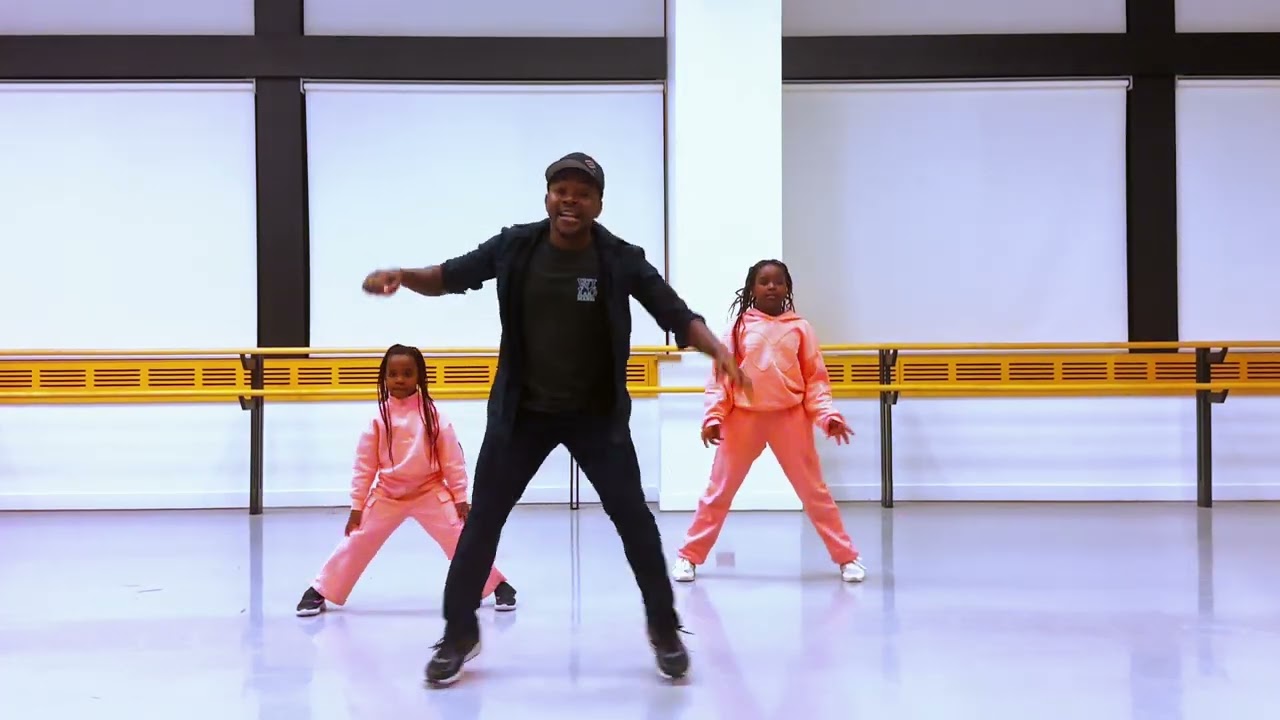 Papaoutai Dance Tutorial for Kids and Adult Beginners #papaoutai #Papaoutaiafrosoul #stromae