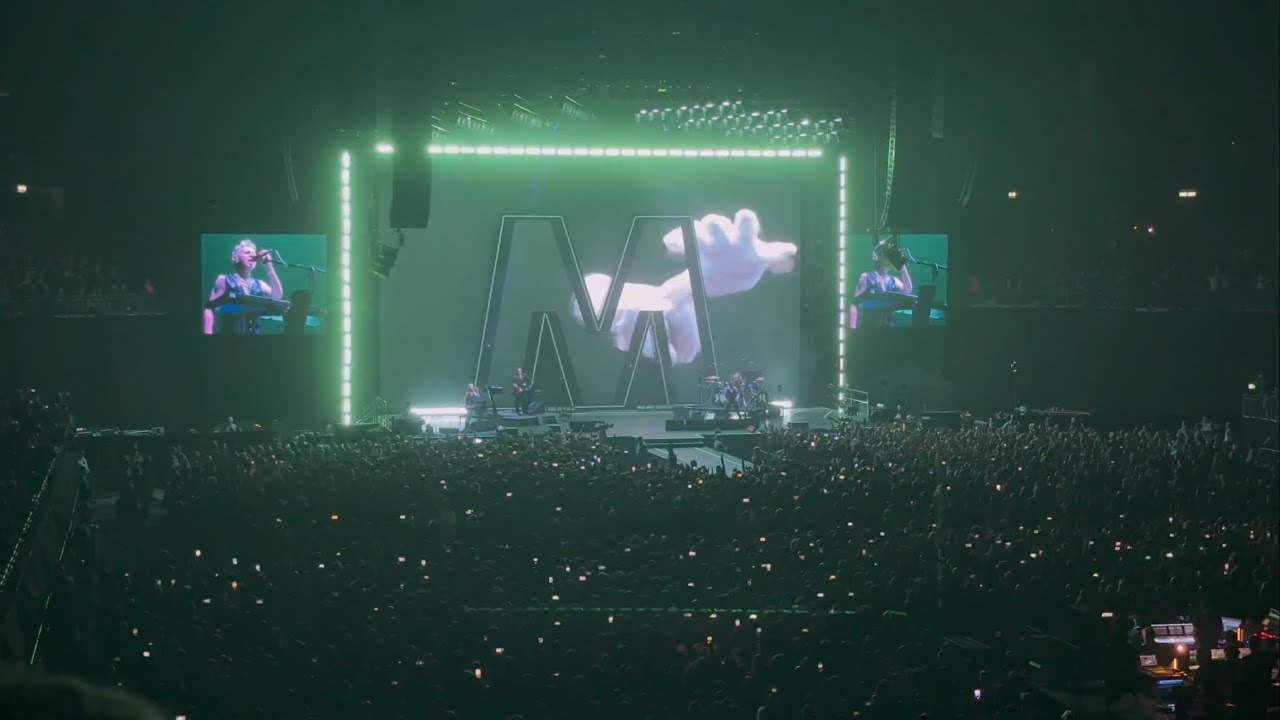 Depeche Mode - Everything Counts (Live in Berlin at Mercedes-Benz Arena 13.02.2024 4K)
