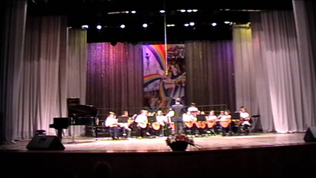 H. Fujikake - Capriccio on Sakura by Guitar Orchestra