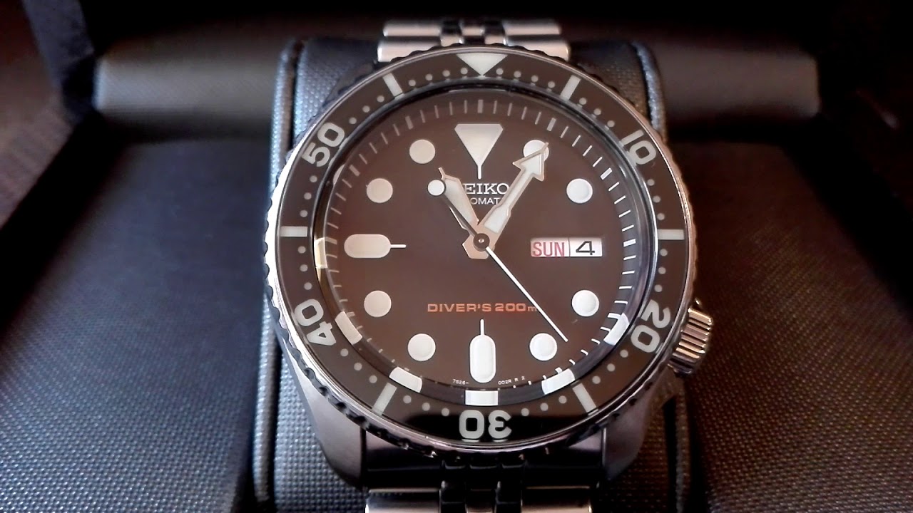 My ultimate Seiko SKX007 at 28.800bph HD (28,800 28800 28 800) read the description