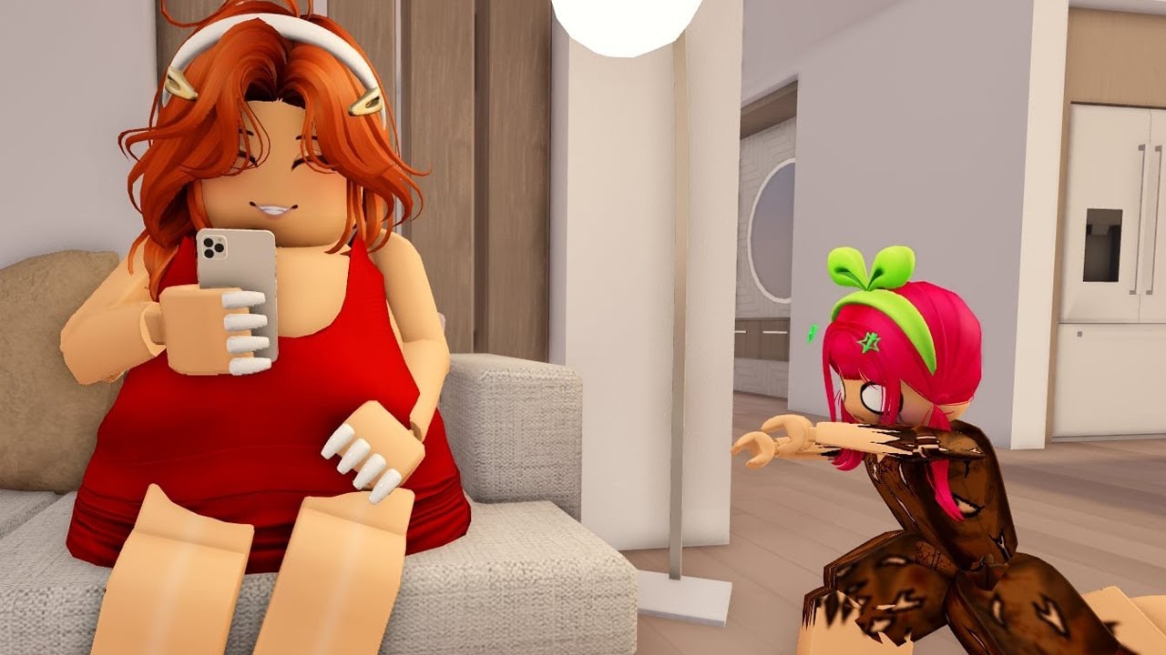 💗СЕМЕЙНАЯ ИСТОРИЯ | ДОБРАЯ ГОРНИЧНАЯ ИЗ БЕДНОЙ СЕМЬИ 😭 | 🏡 Подборка шорт Roblox №3