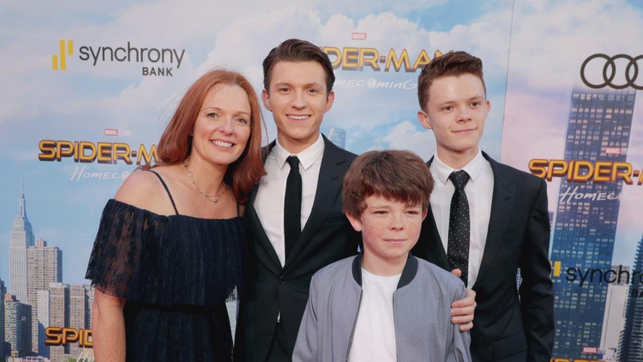 Tom Holland Adorably Brings His Family to the 'Spider-Man: Homecoming' Premiere