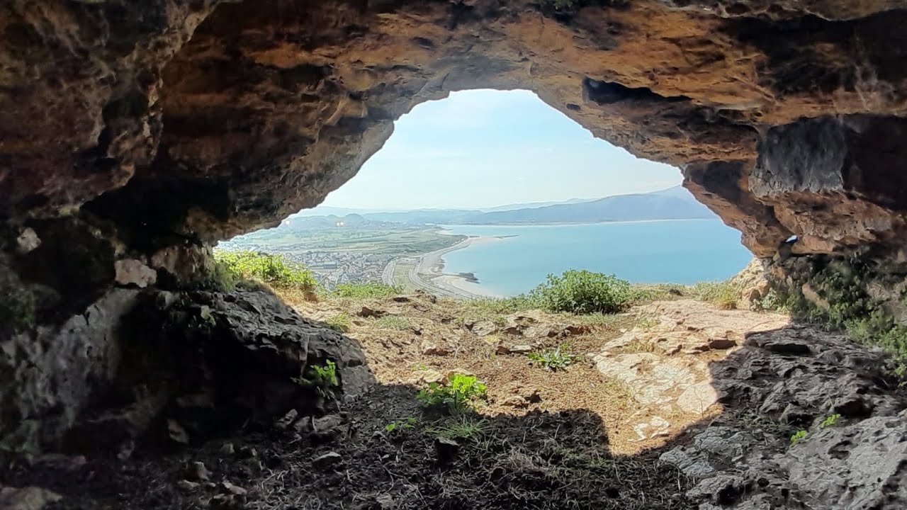 Bedding Plane cave rear crawl passage exploration part 1 - North Wales