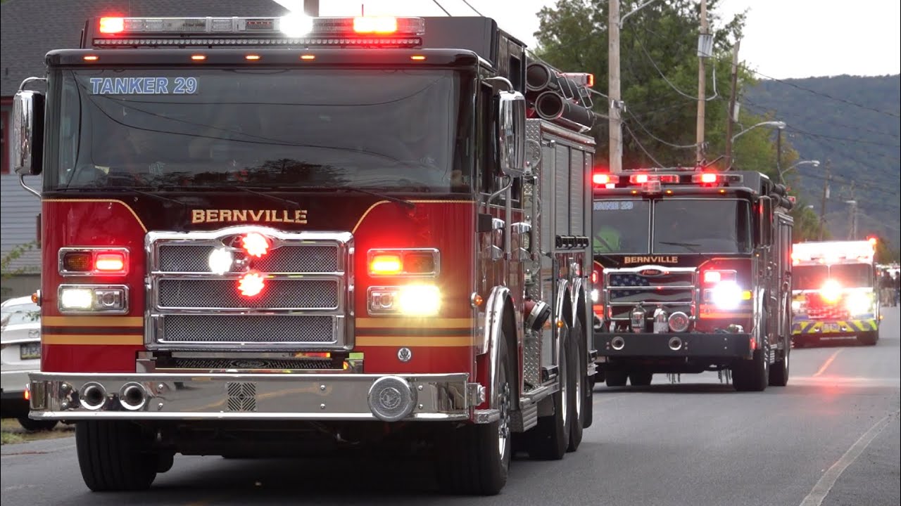 Apparatus Leaving Shartlesville 2025