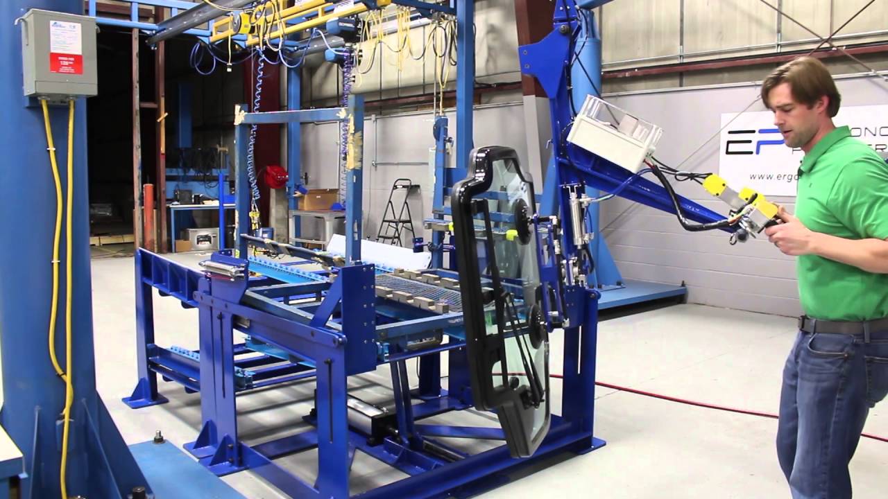 Custom Pallet Flow Conveyor for Windshields