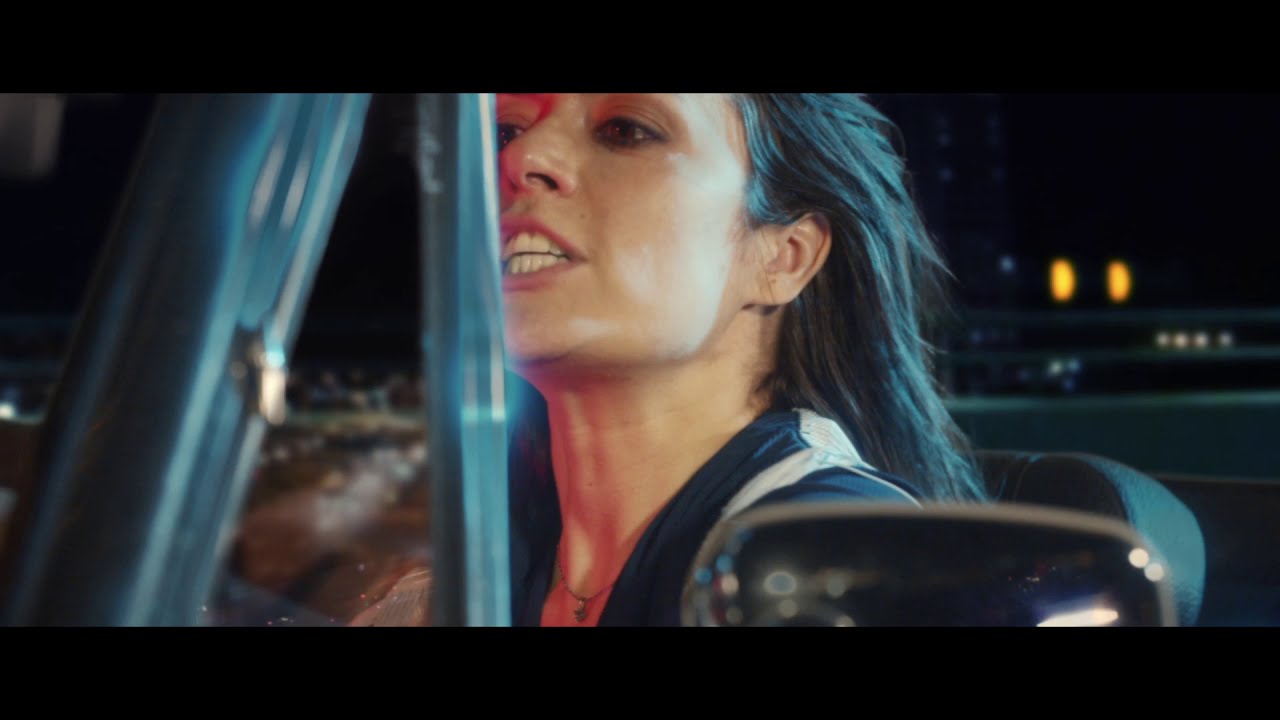 Maika Makovski - Reaching out to you feat. Howe Gelb (Official Video)