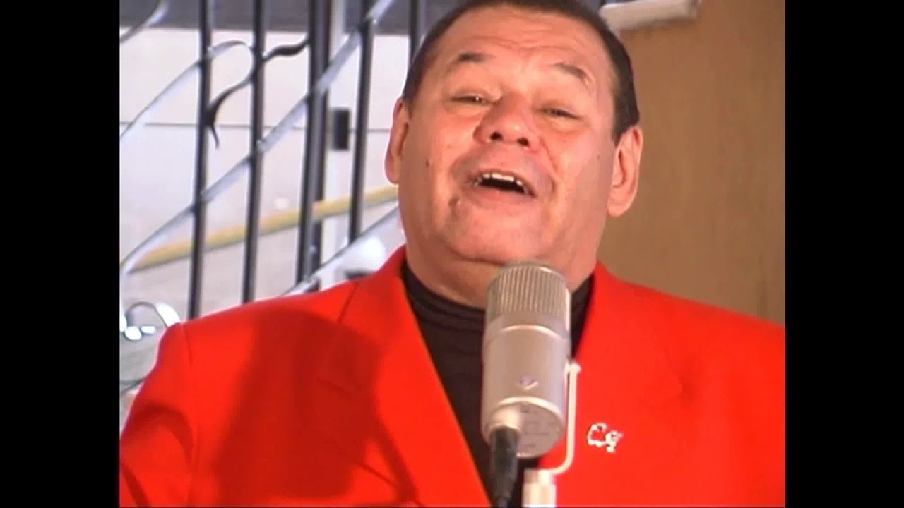 EVOCACION CARLOS ARTURO EL SEÑOR DEL BOLERO