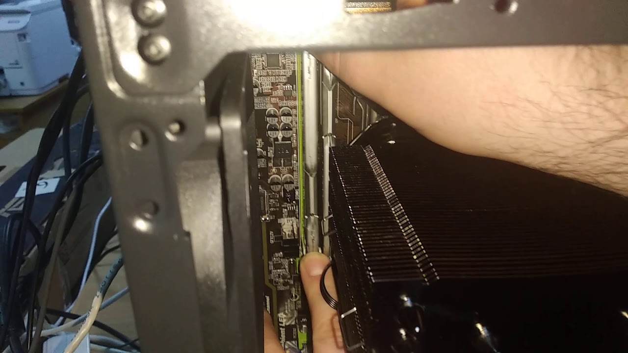Non-working RAM module KLLISRE 8GB DDR3 1600MHz PC3-12800R-SERVER-REG ECC pos code B7