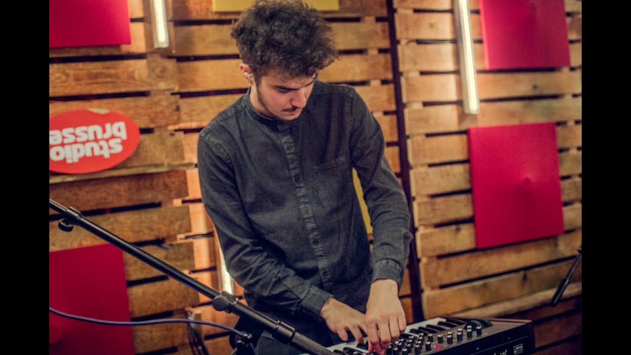 Warhola - Red (live)