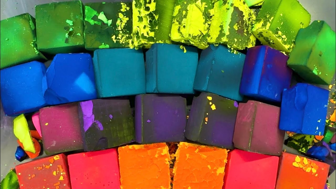 Crusty Flaky Rainbow Soft Chalk✨🌈✨