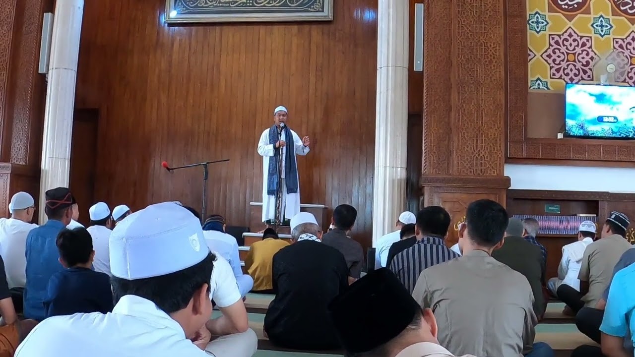 GHIBA ADALAH SAMA HALNYA MEMAKAN DAGING SAUDARA NYA SENDIRI