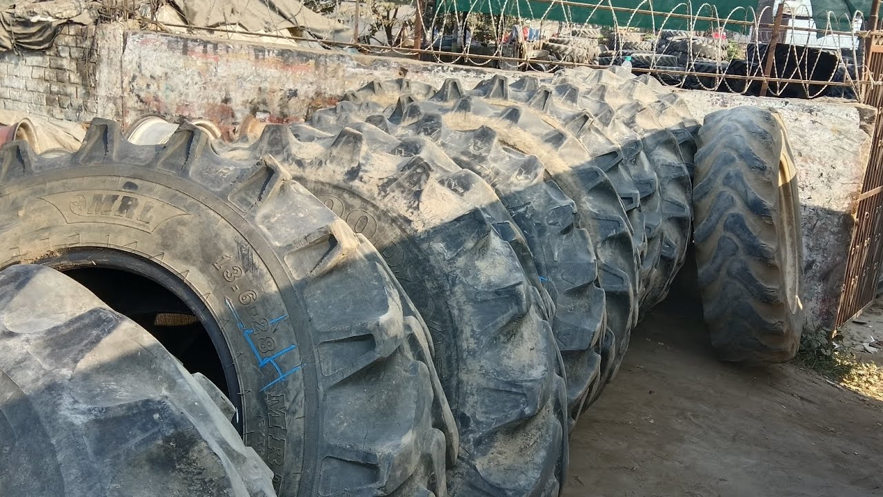 🐯tractor tyre video GIRN TYRE SERVICE Nawanshahr Punjab India #video  tractor tyre सिंटू मंडल 4092 🌚