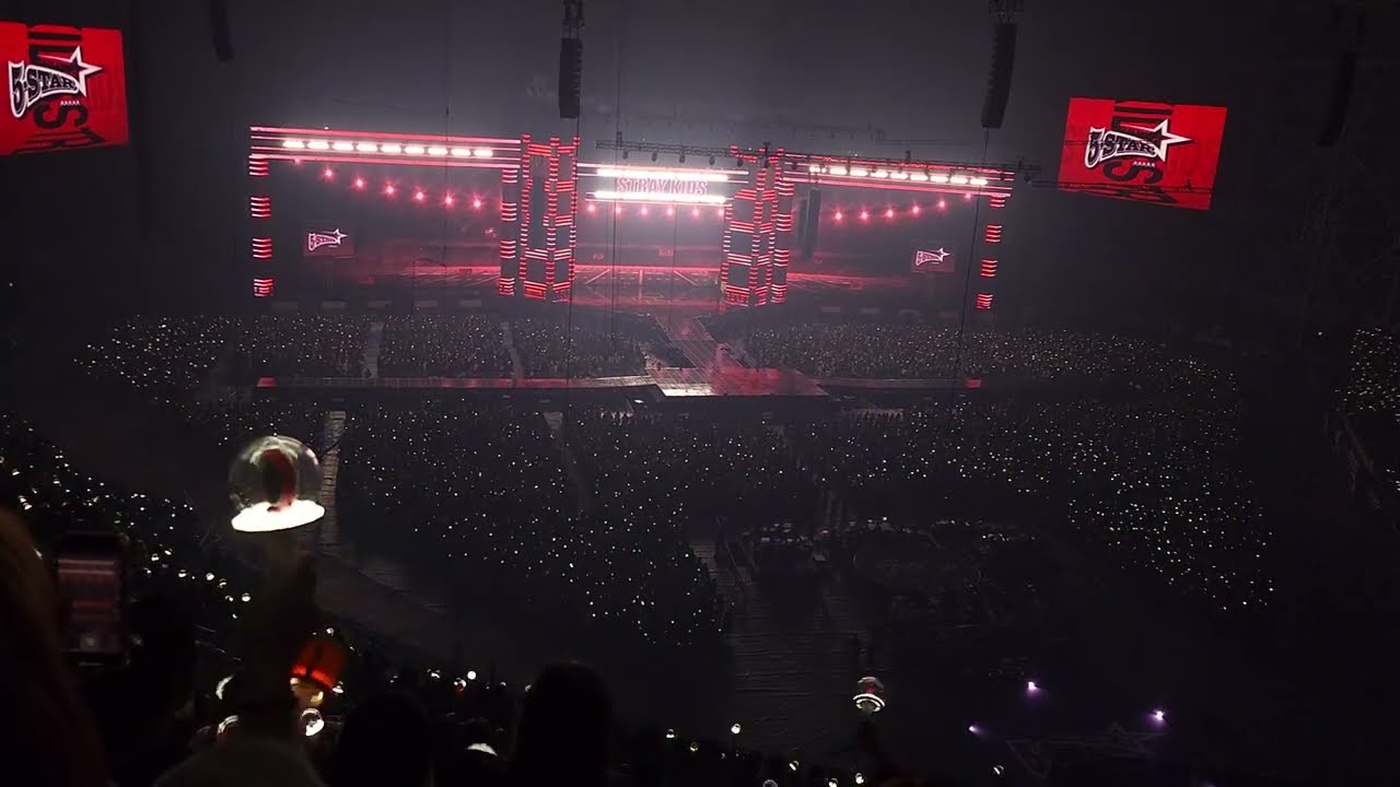 [231022 Fullcam 4K] Encore MIROH - Stray Kids Dome Tour “5-STARS” Seoul Special (UNVEIL 13) Day2