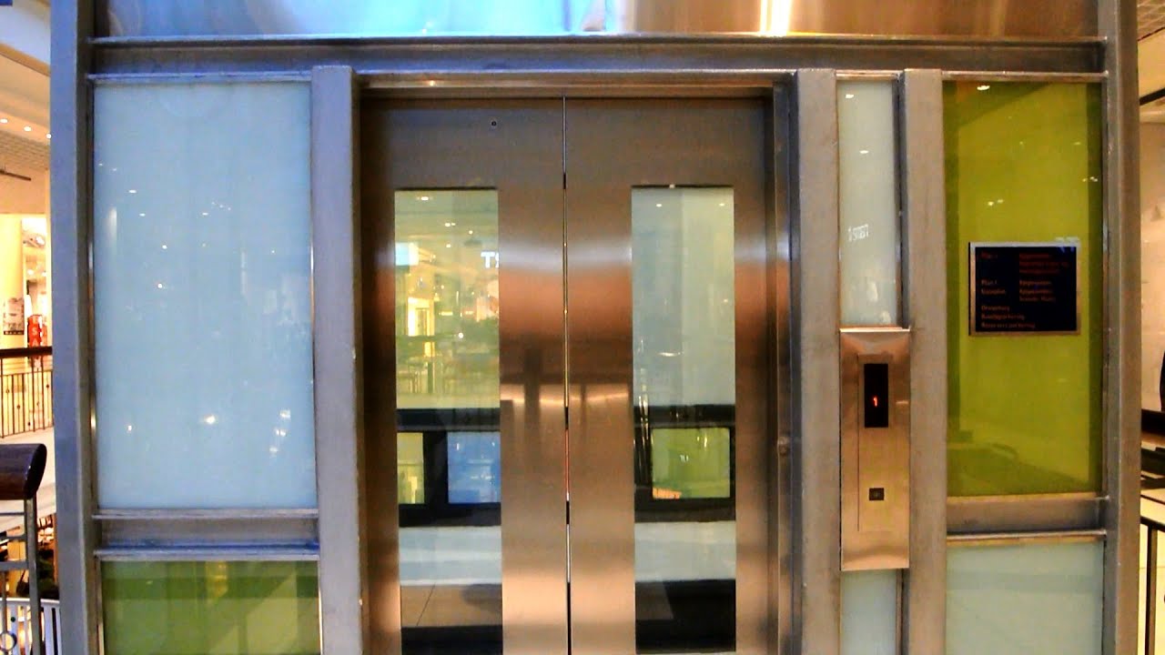 1998 Uniheis (Mitsubishi) traction & hydraulic elevators @ Byporten shopping center, Oslo, Norway