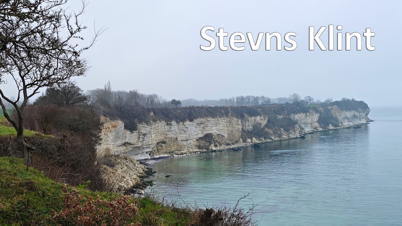 Hiking Stevns Klint Trampesti Trail, Denmark