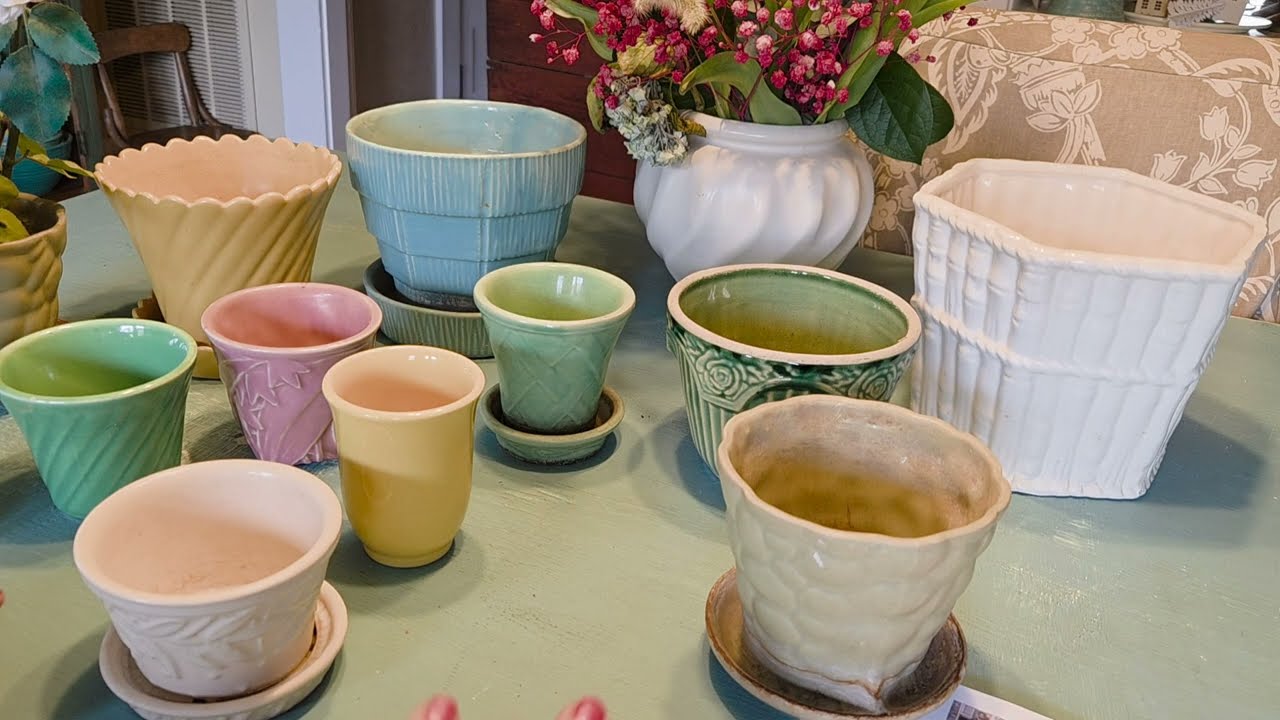 Spring Fun Look at Vintage McCoy Flower Pots
