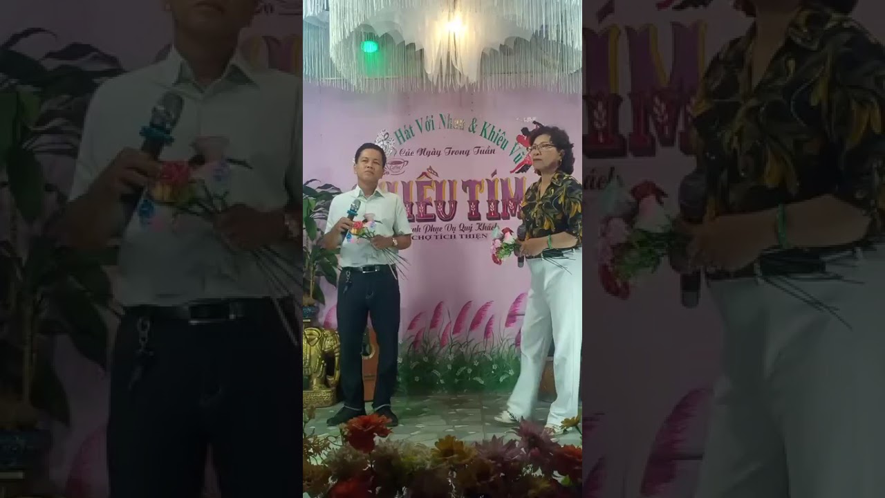 Bài tân cỗ*CHUYẾN XE LAM CHIỀU*PHẠM ÂN-HỒNG ỮNG*trình bày.