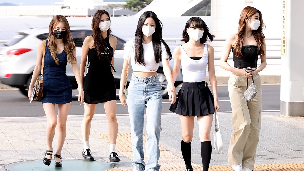 220712 르세라핌 (LE SSERAFIM) 일본 출국 직캠 Departure [인천공항] 4K