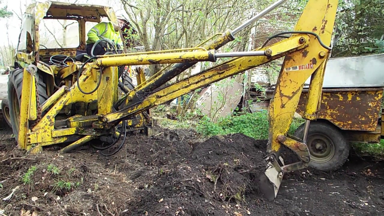 vintage jcb.  XUK 215. 1959 hydra digger  loadall 65
