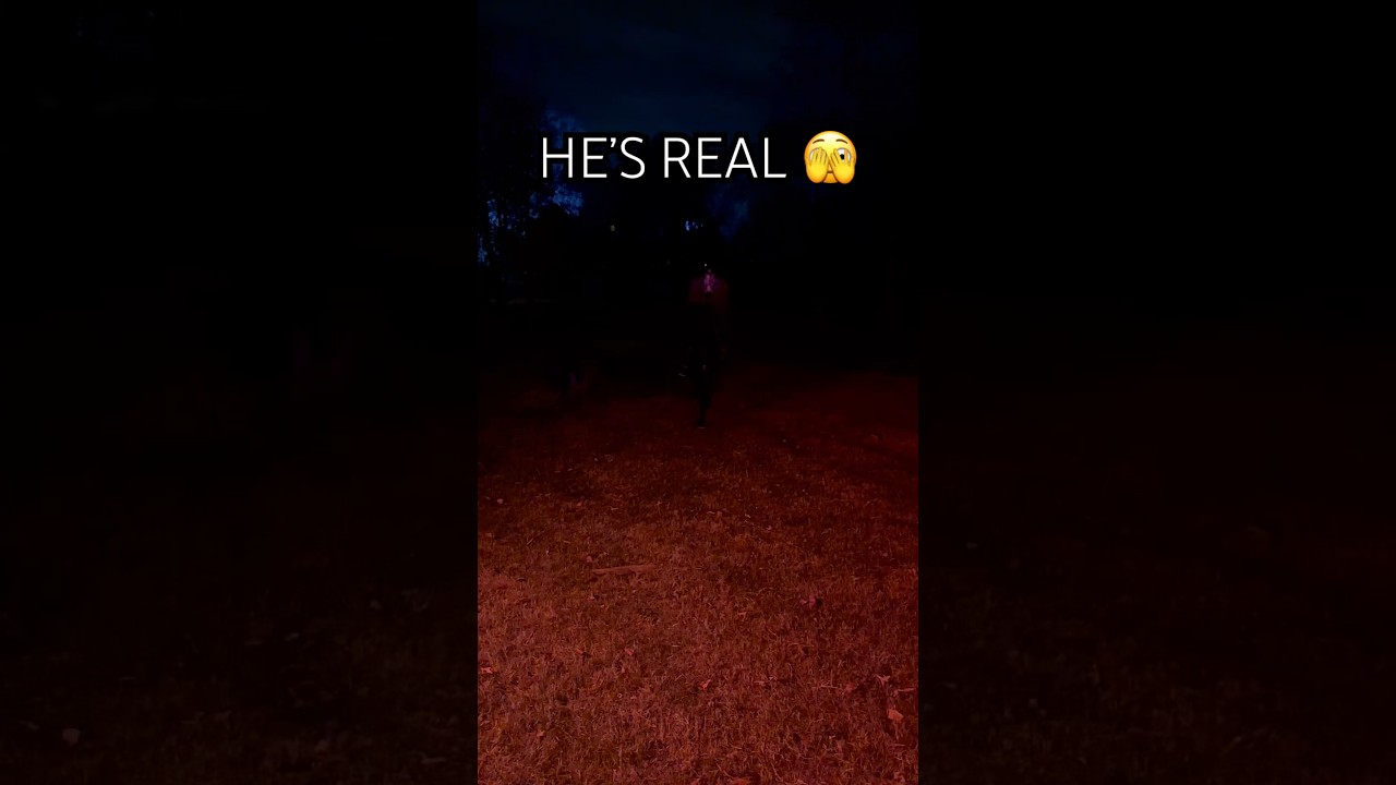 The HEADLESS HORSEMAN IS REAL! 😭 #halloween #sleepyhollow #headlesshorseman