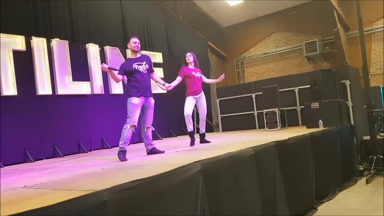 I FREAKING LOVE YOU Line Dance de Chloé OURTIES & Daniel TREPAT