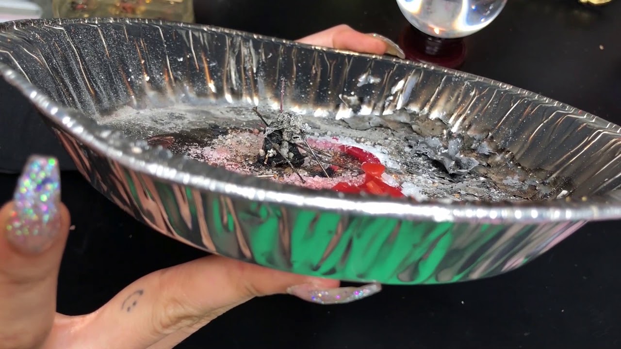 How To Do Candle Wax Readings & Ceromancy