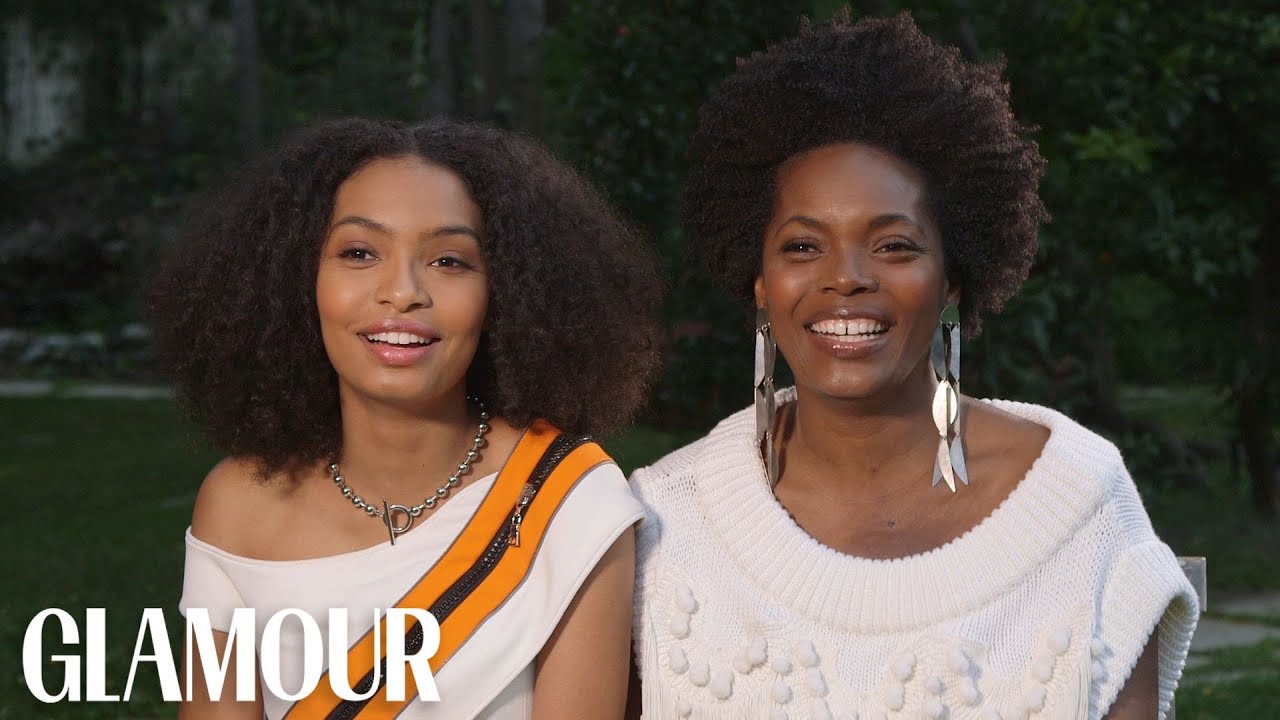 Black-ish Star Yara Shahidi on How Her Mom Has Always Taught Her to ‘Own Your Space’ | Glamour