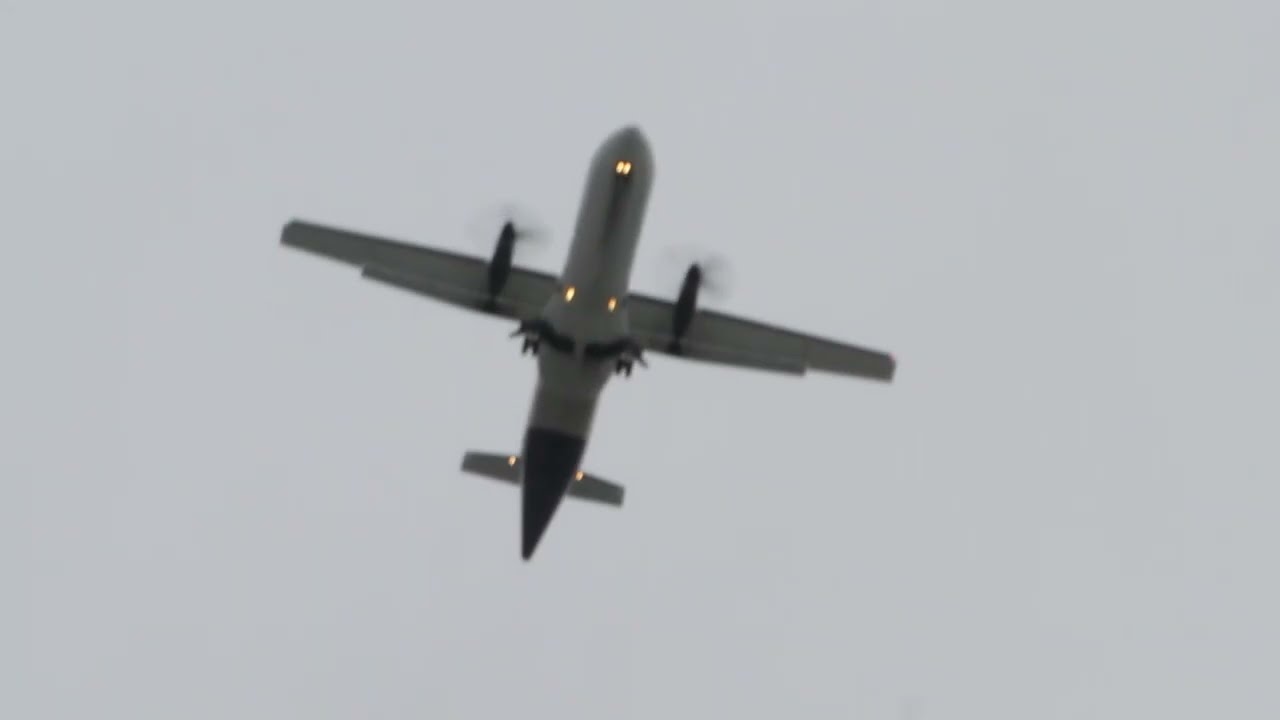 FedEx ATR 72-212(F) N820FX Flying Over my House