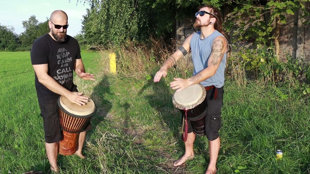Podstawy gry na djembe. Kipi kasza na dwa bębny