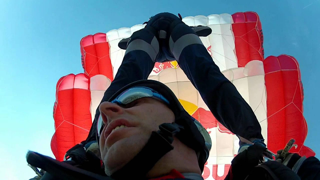Red Bull Flugtag Mainz - Red Bull Skydive Team