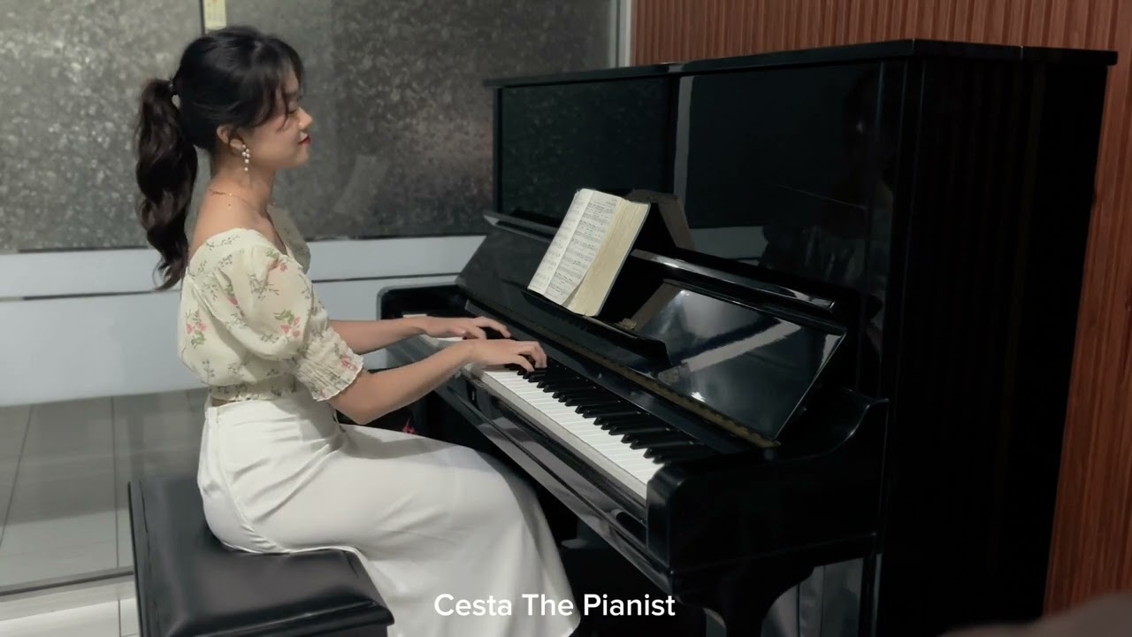 36. He Is Exalted (Piano, Karaoke, Accompaniment)