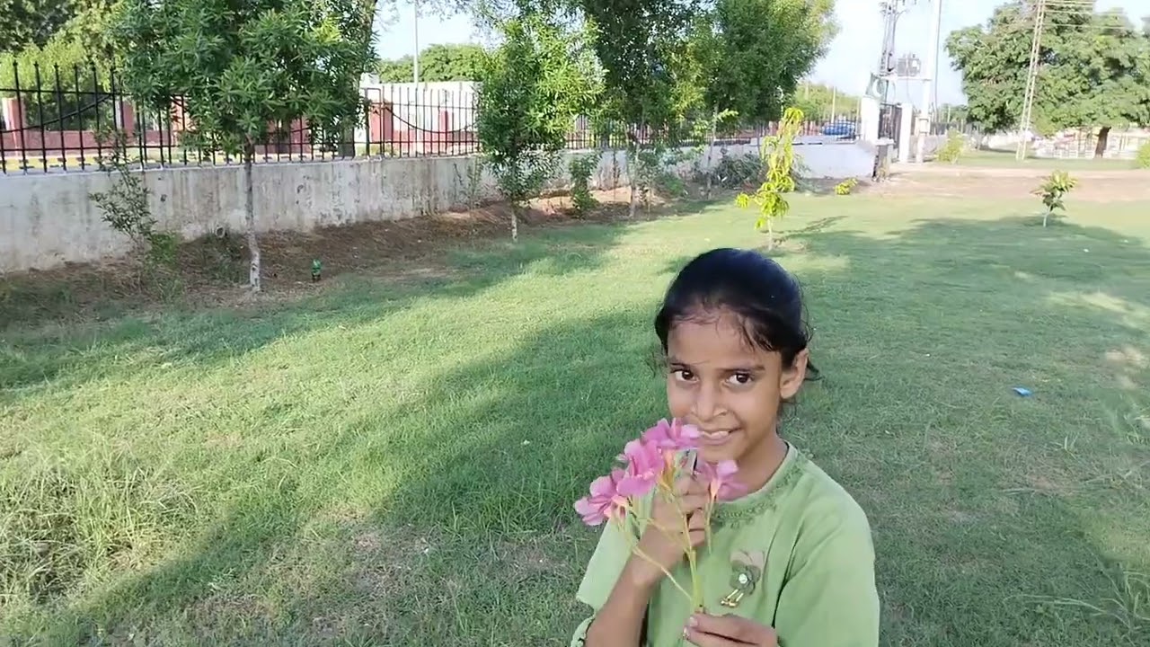 Ham Multan jheel ma enjoy karny  gay boht maza aya