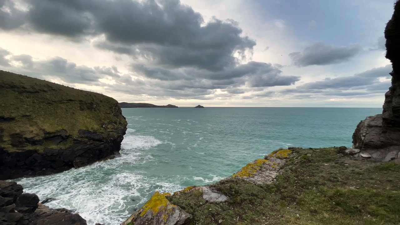 Stormy Ocean Waves Crashing on Rocks off Atlantic Coast | Winter Sea Sounds for Sleep & Relaxation