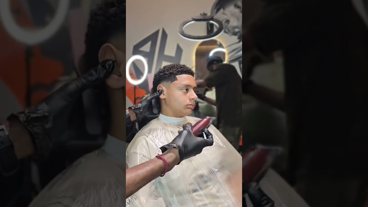 #trendingpage #barberworld #haircut #trendingvideo #barbershop #hairstyle