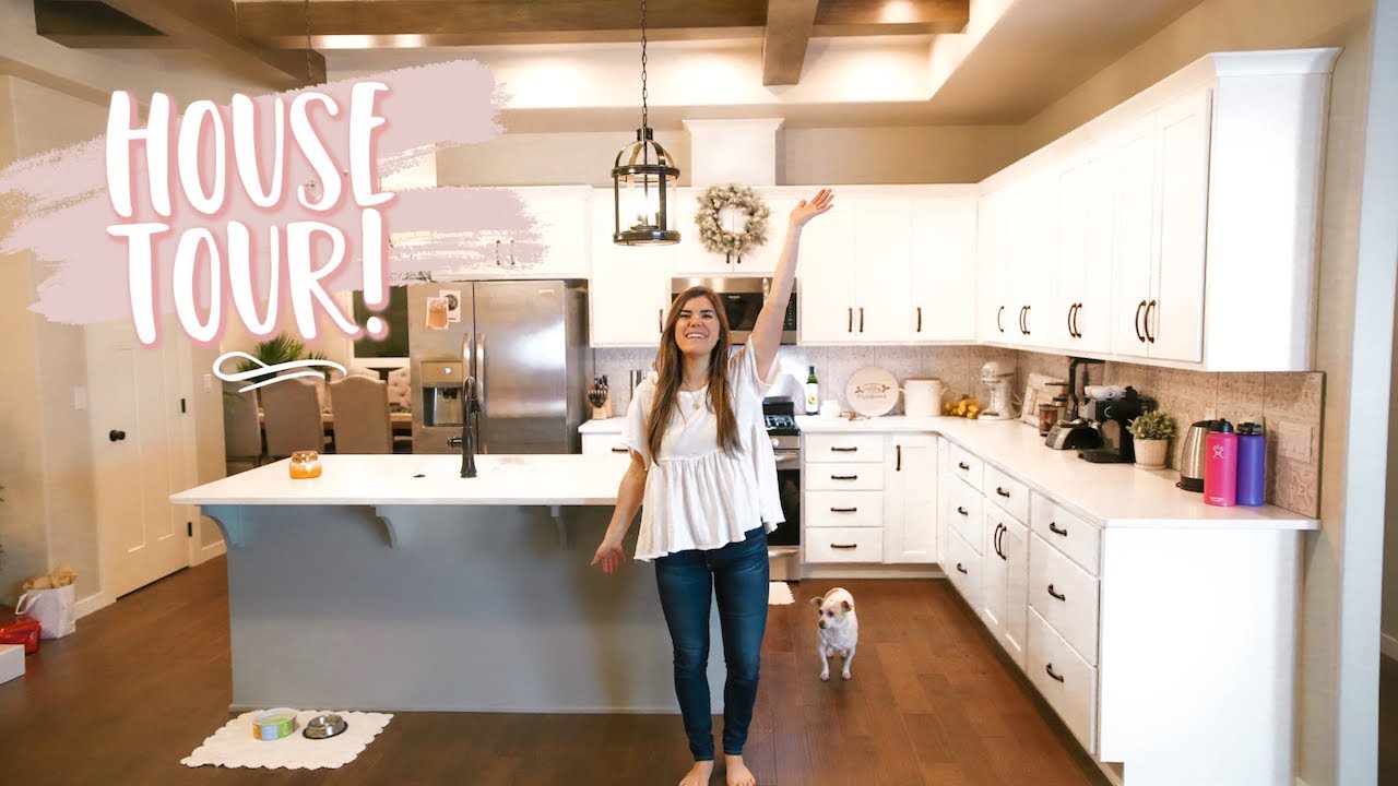 HOUSE TOUR!!! | vlogmas day 15
