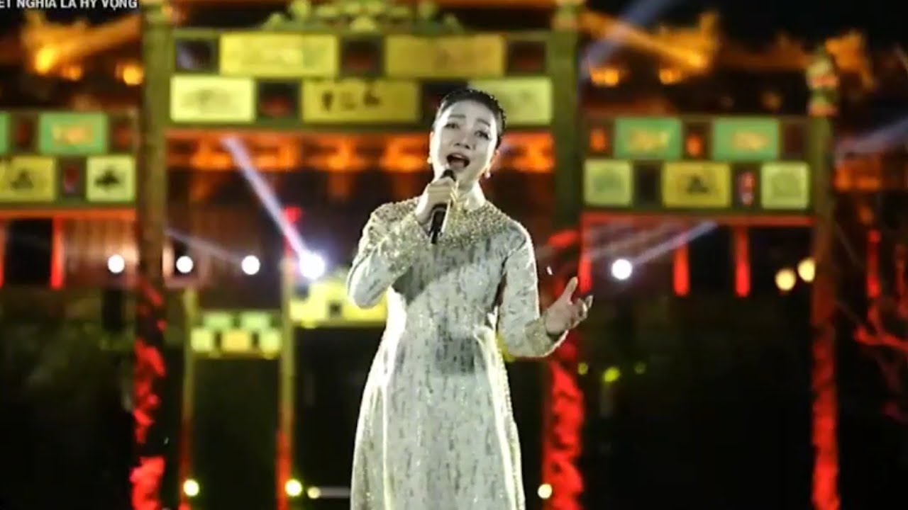 Dòng Sông Phẳng Lặng - Phạm Thu Hà . Tết Nghĩa Là Hy Vọng 2025