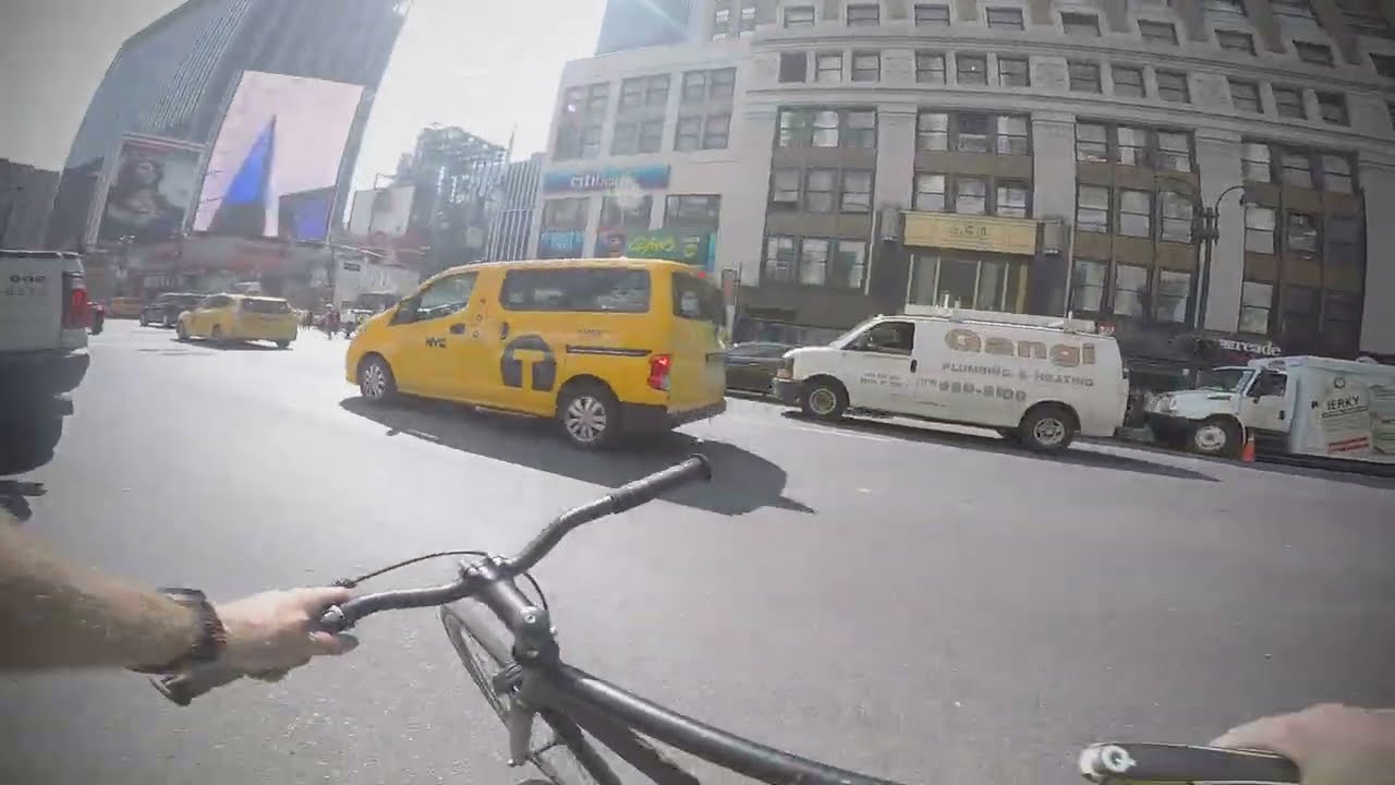 Lucidverse — Herald to Manhattan Bridge