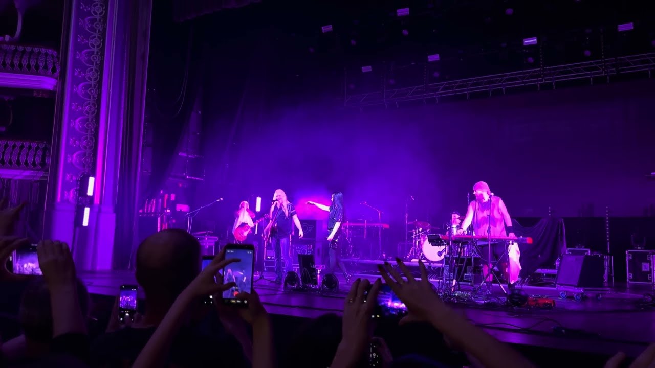 Marko Hietala - Left on Mars (with Tarja) @ Coliseu dos Recreios (Lisbon, Portugal)