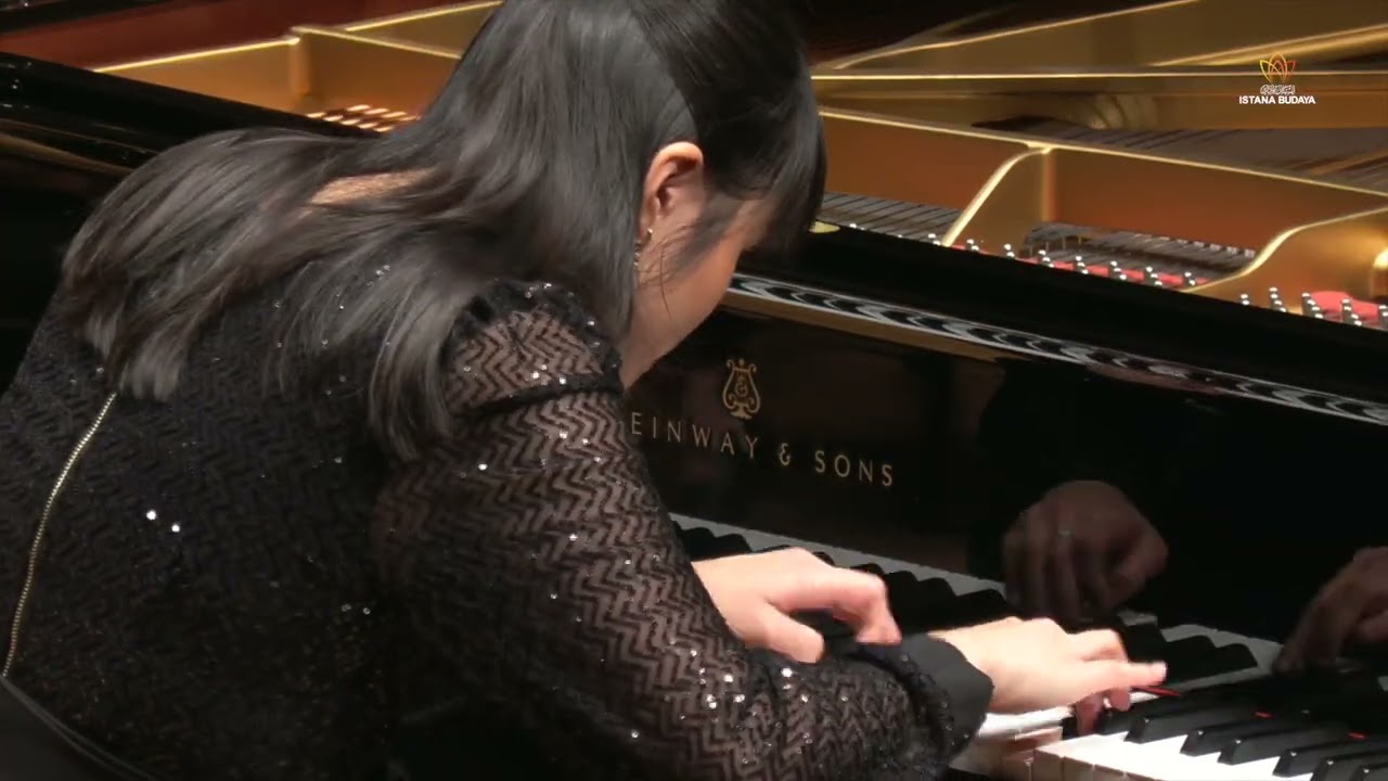 Ravel Piano Concerto in G major (3rd movement) - Bridget Yee 