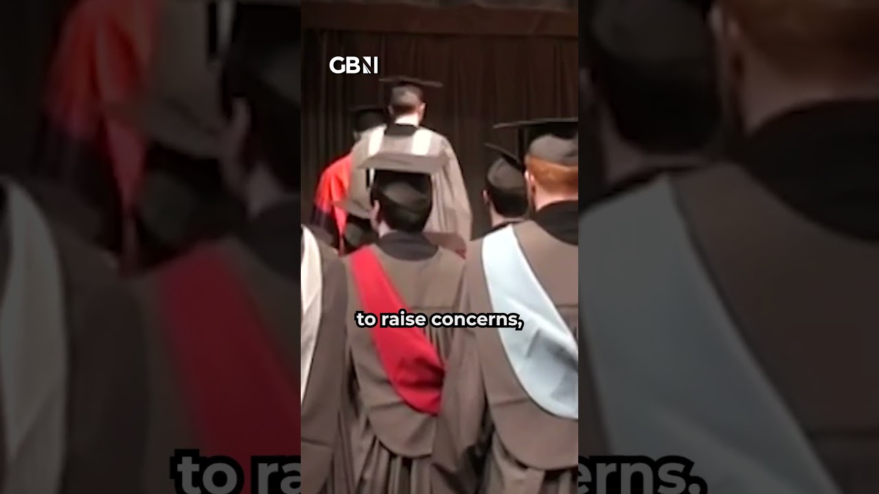 Правительство будет защищать свободу слова в университете.