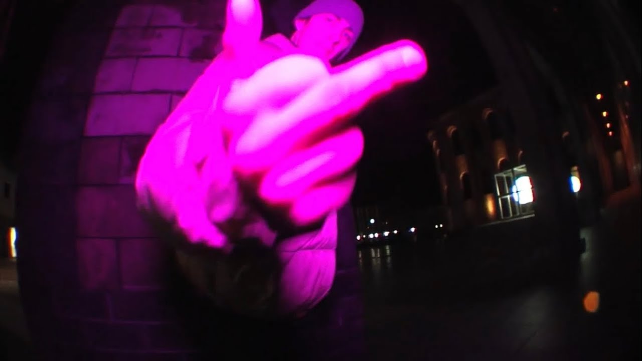 ULTRA VIOLET 