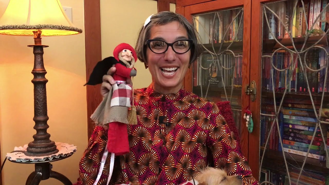 La Befana | Epiphany | Italian | Christmas Story | The Legend of Old Befana | Read Aloud | Story
