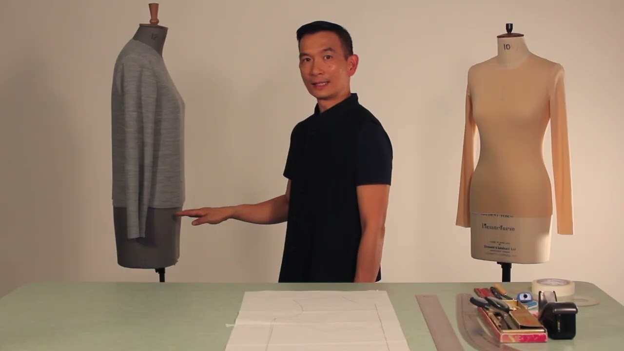 32 The completed stretch fabric T shirt toile
