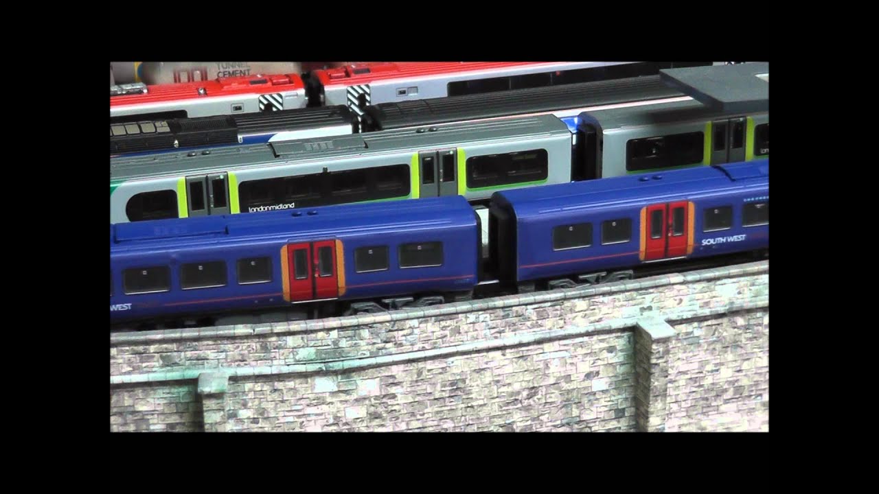 Farish N Gauge Class 450 South West Trains with DCC Sound