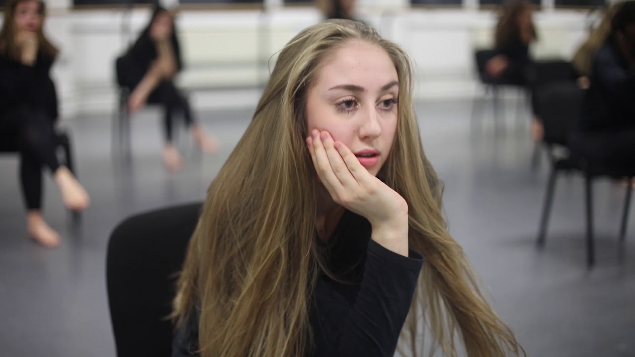 'Rosas danst Rosas' by Anne Teresa De Keersmaeker (December 2020)